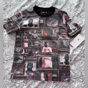 Jordan Retro TV Print Men's Tee - Black and Gray